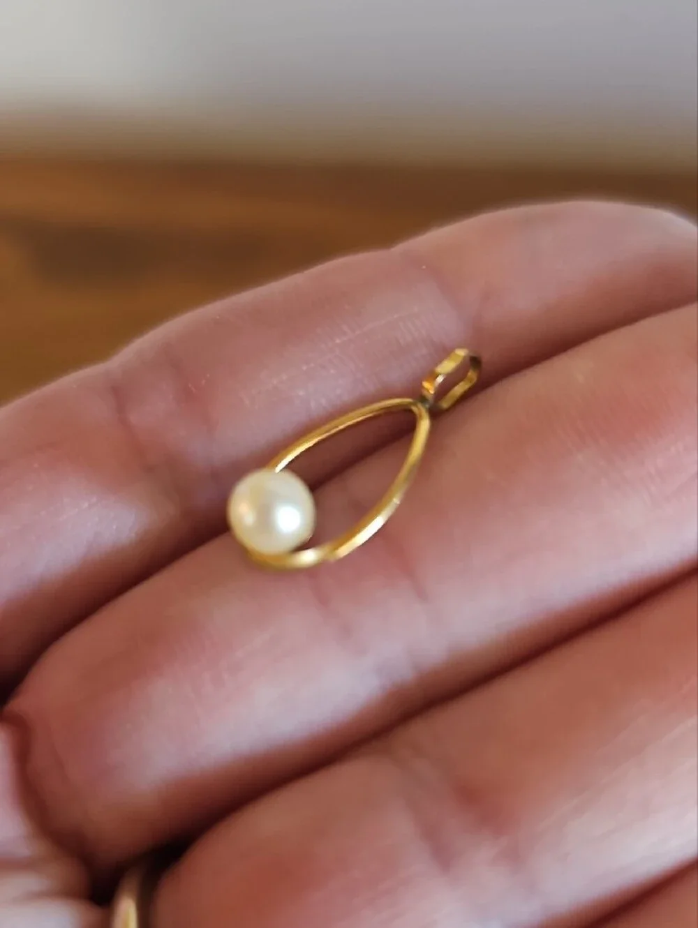 Vintage Gold Plated Teardrop Pearl Pendant